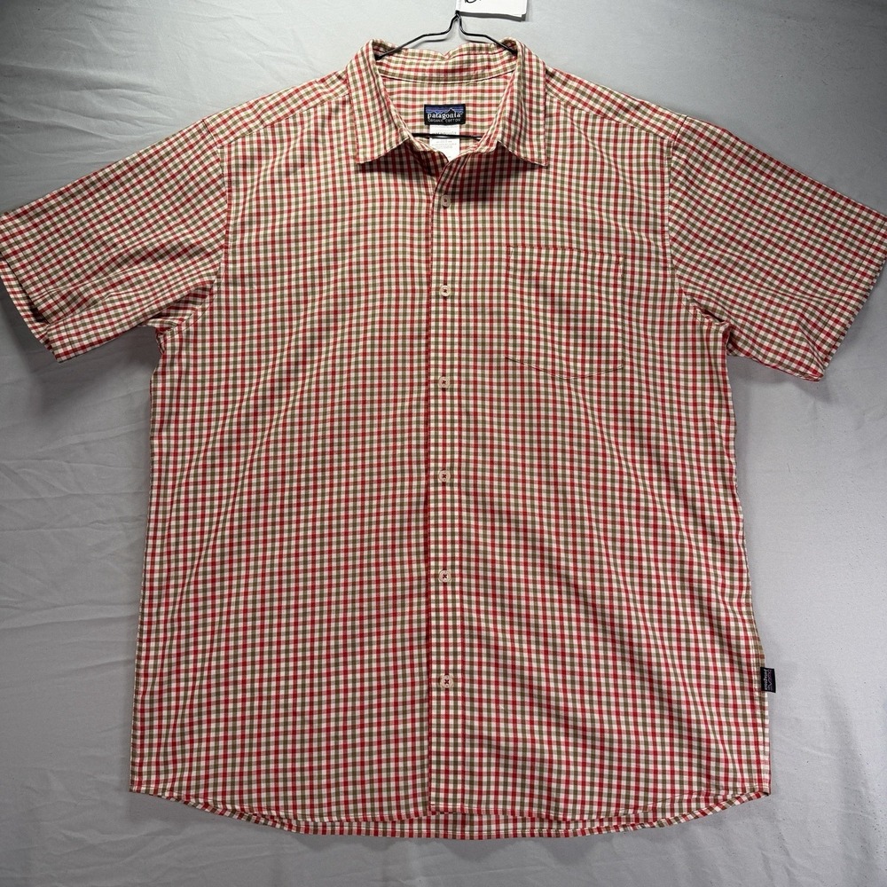 Patagonia Shirt Mens Large Red Check Short Sleeve Button Up Organic Cotton
